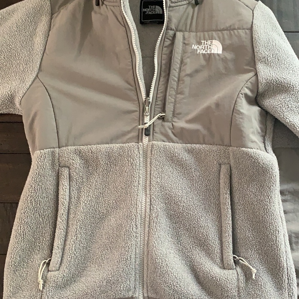 ✨HP✨ TNF Fleece Jacket - Picture 6 of 7